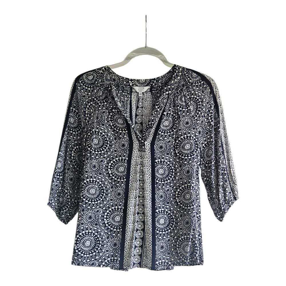 Crown & Ivy Womens PETITE SMALL Blouse 3/4 Sleeve Blue White Split-Neck